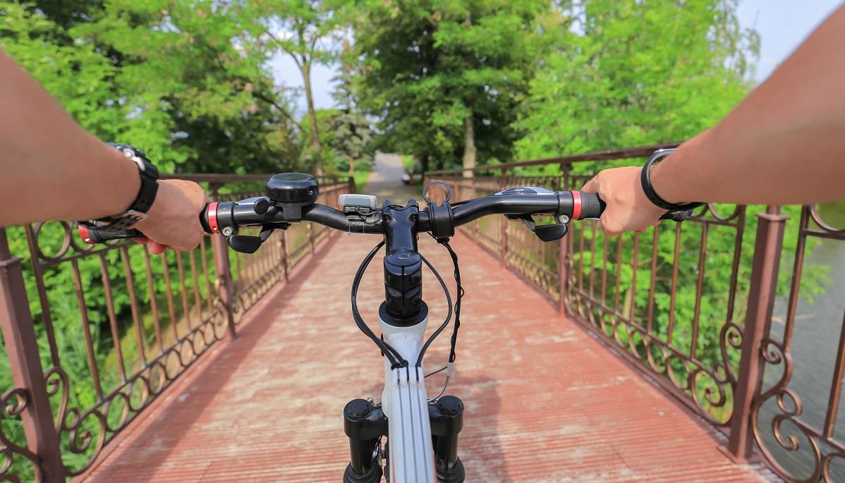 Kamera sportowa idealnie przyda się na rowerze