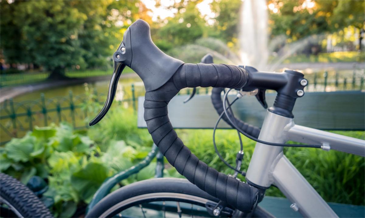 Wygodna owijka rowerowa sprawi, że jazda stanie się bardziej ergonomiczna i komfortowa.