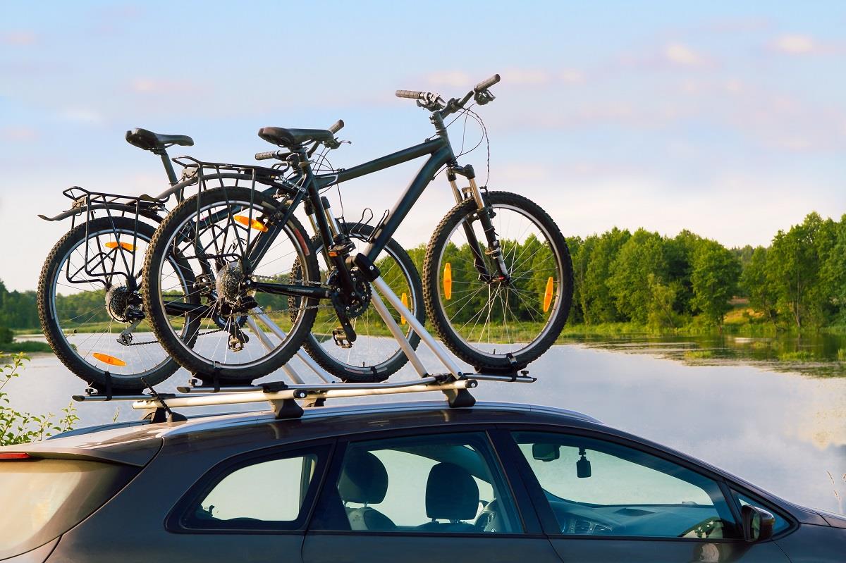 Jaki bagażnik rowerowy wybrać na hak czy dach?