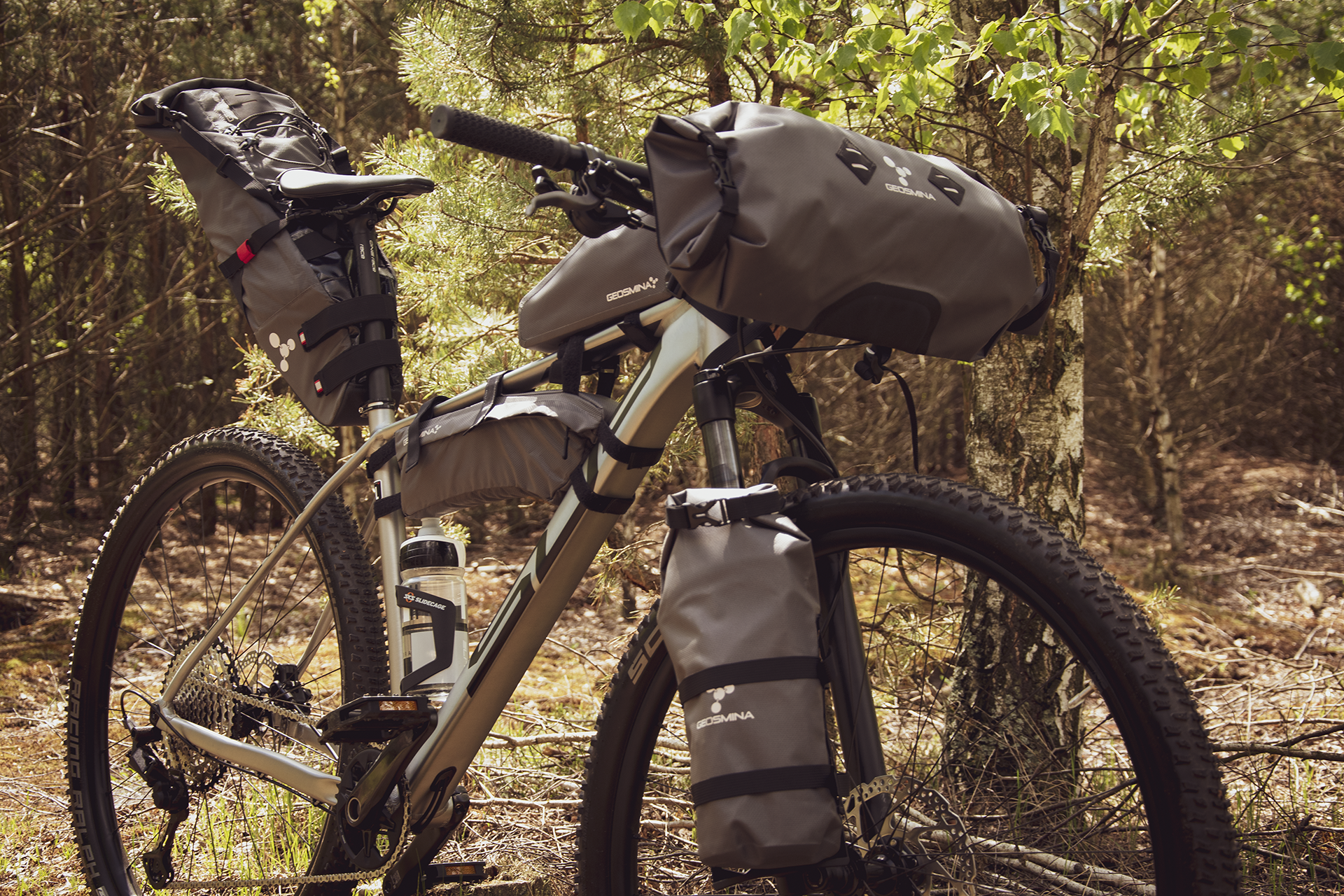 hybrid bike for bikepacking