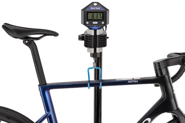 Basso Astra Disc - waga