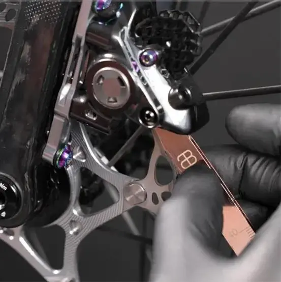 Przyrząd do ustawiania klocków hamulcowych ABSOLUTEBLACK Disc Brake Caliper