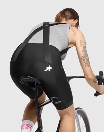 Spodenki rowerowe damskie z wkładką ASSOS UMA GT S11 EF
