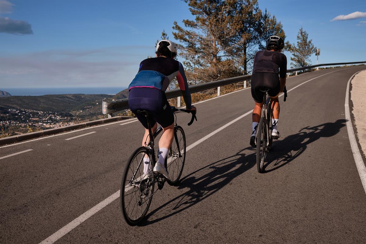 Podjazd Coll de Rates – ulubiona góra kolarzy w Calpe