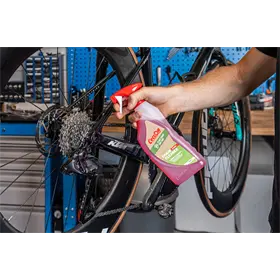 Środek czyszczący do łańcucha i przerzutek CYCLON Chain Cleaner