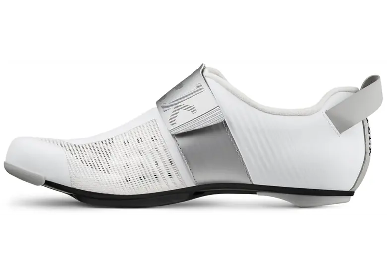 Buty triathlonowe FIZIK Transiro Hydra Aeroweave Carbon