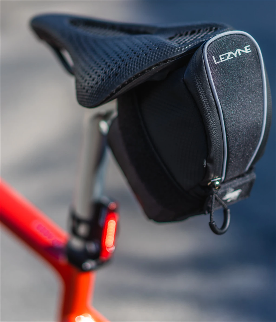 lezyne micro caddy medium