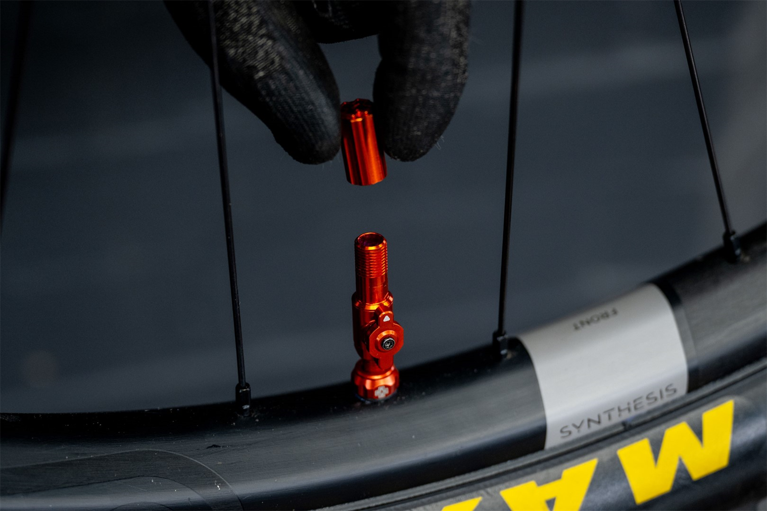 Rufutle Couvercle de Haut Parleur de Voiture pour Audi Q5 FY Rufutle Couvercle de Haut Parleur de Voiture pour Audi Q5 FY