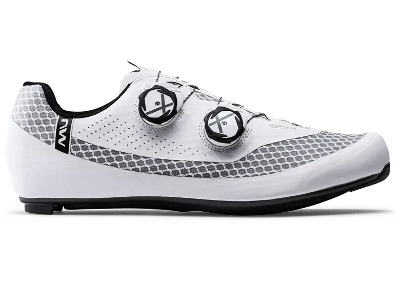 Northwave ミストラルプラス41サイズ黒 Buty szosowe NORTHWAVE Mistral Plus | CentrumRowerowe.pl