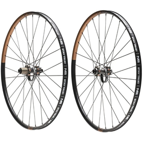 Komplet kół NS BIKES Enigma Lite
