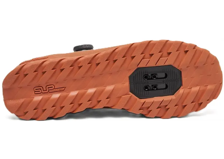 Oakley Koya RCBoa Clipless MTBシューズ26.5cm Oakley Koya RC Boa Clipless MTB Shoe | Trail Tested