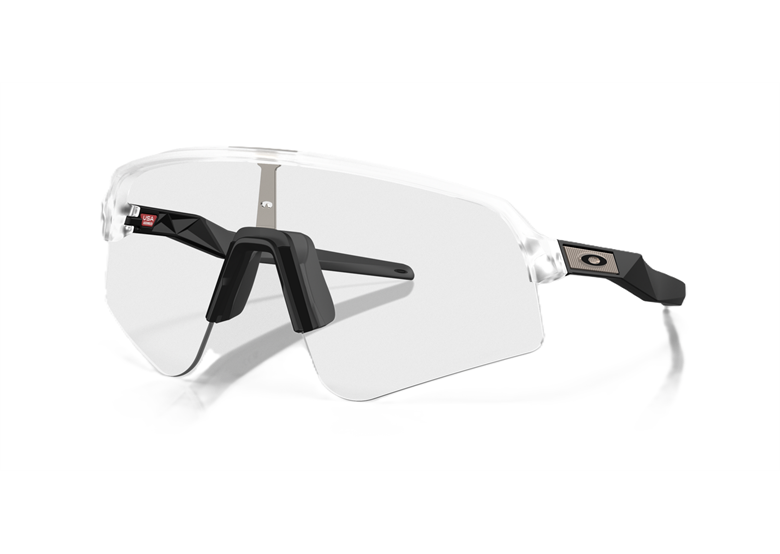 Okulary fotochromowe OAKLEY Sutro Lite Sweep Clear Black Iridium Photochromic