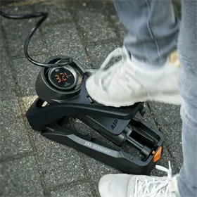 Pompka nożna SKS Airstep DIGI